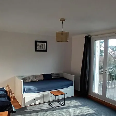 A Versailles, 2 A 4 Pers, Avec Parking Appartement Versailles